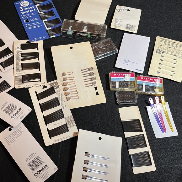 20 Vintage and Newer Hair Clips and Pins - Picture 3 of 3